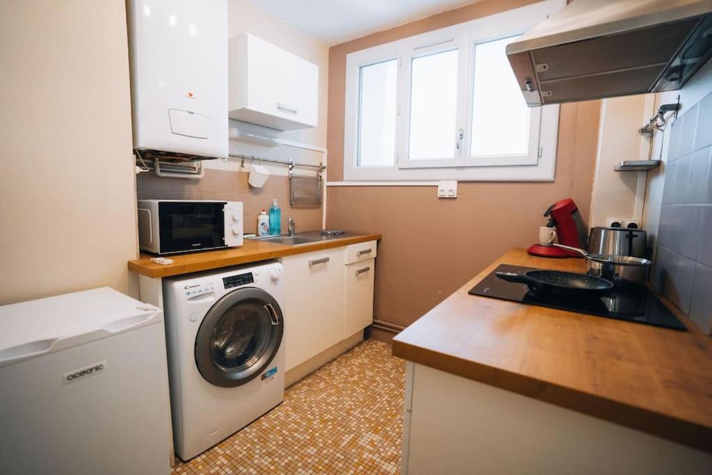 A Hauteur De Toits • Le Spacieux En Coeur De Ville Chateauroux Luaran gambar